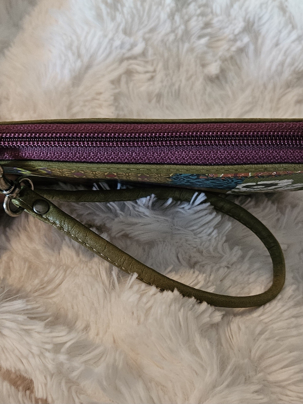 Fossil✨️Patchwork Wristlet Wallet - Vintage - Picture 2 of 10